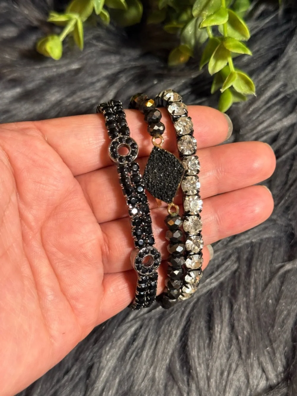 Black and Clear Crystal Stackable Bracelet Set - Women Jewelry‎ (E5)